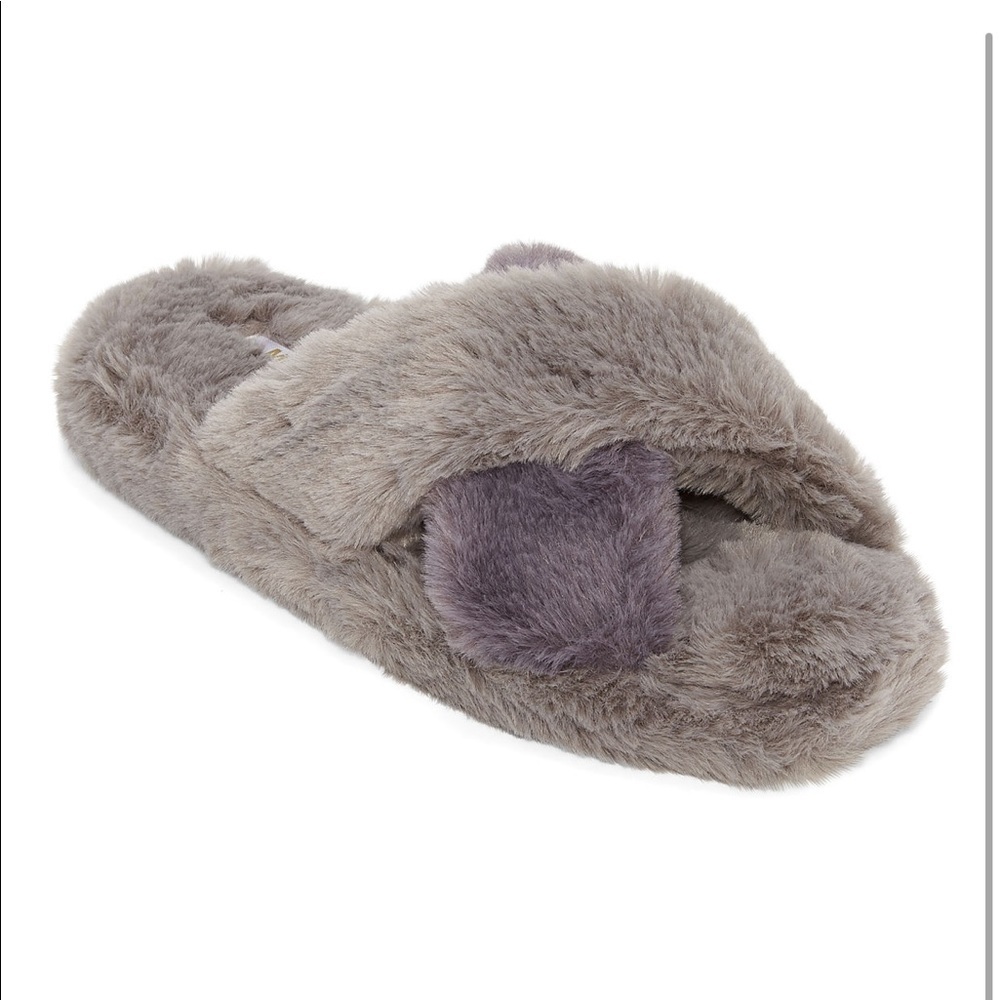 Mixit Criss Cross Womens Slip-On Slippers